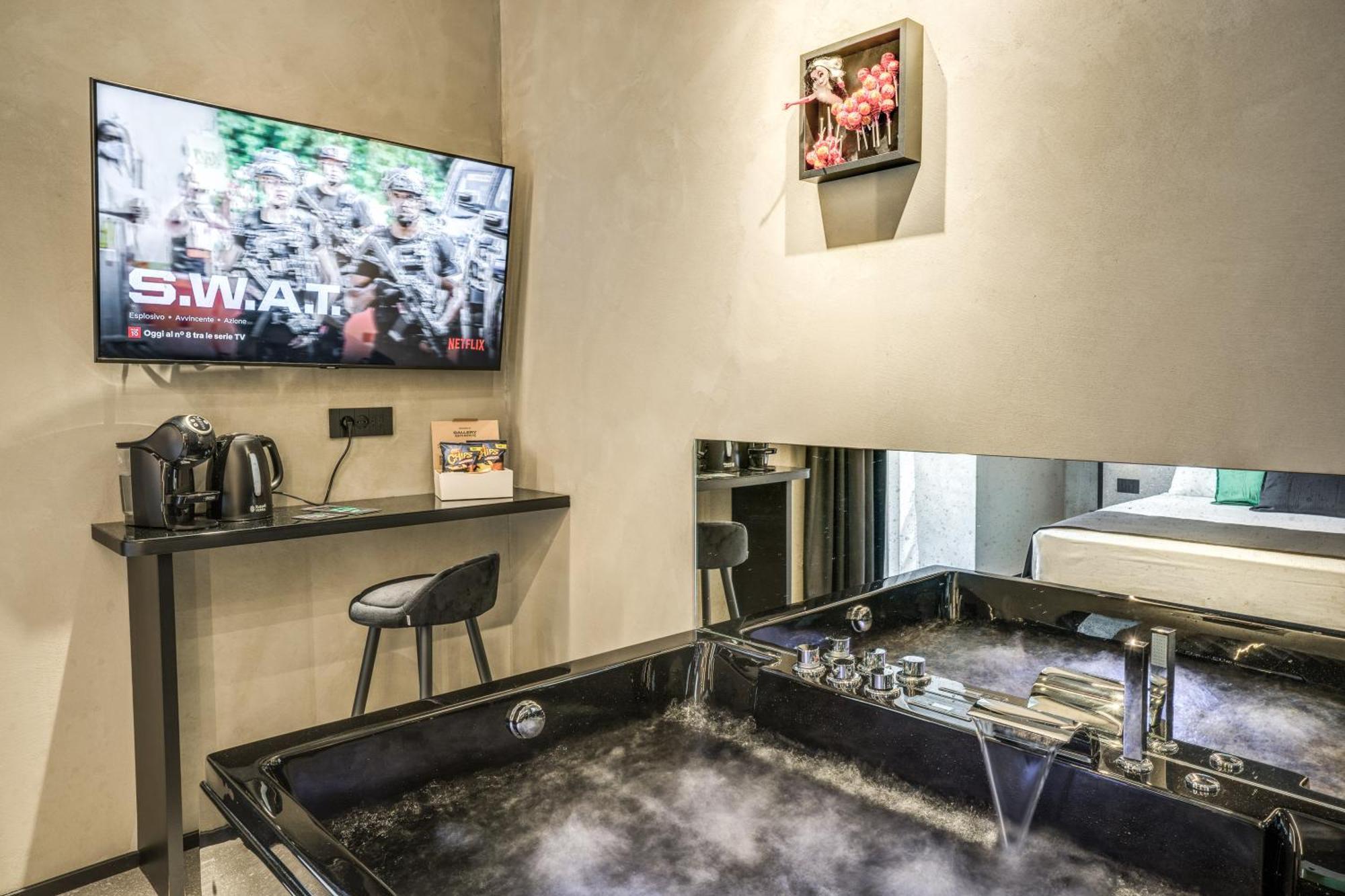 Gallery Experience Napoli ภายนอก รูปภาพ