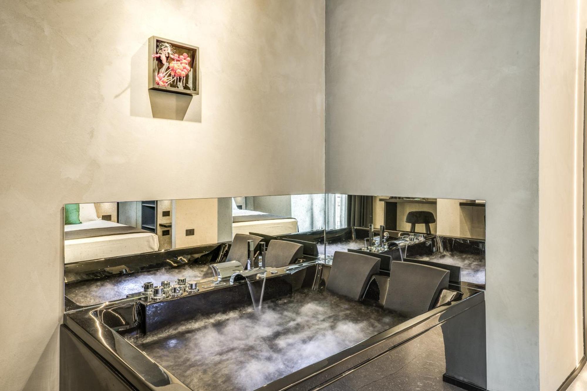 Gallery Experience Napoli ภายนอก รูปภาพ